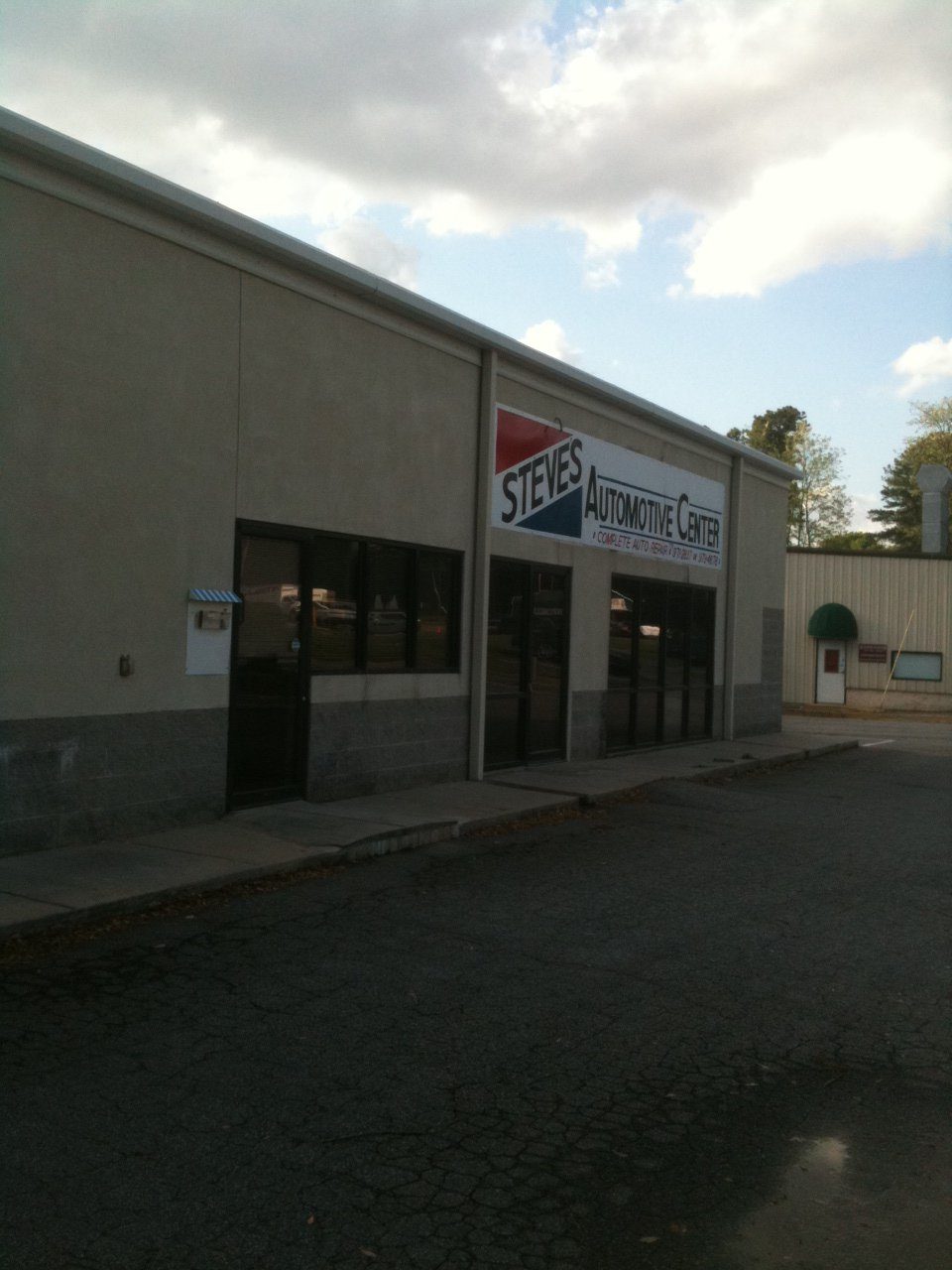 Steve's Automotive Center on Hamby Rd